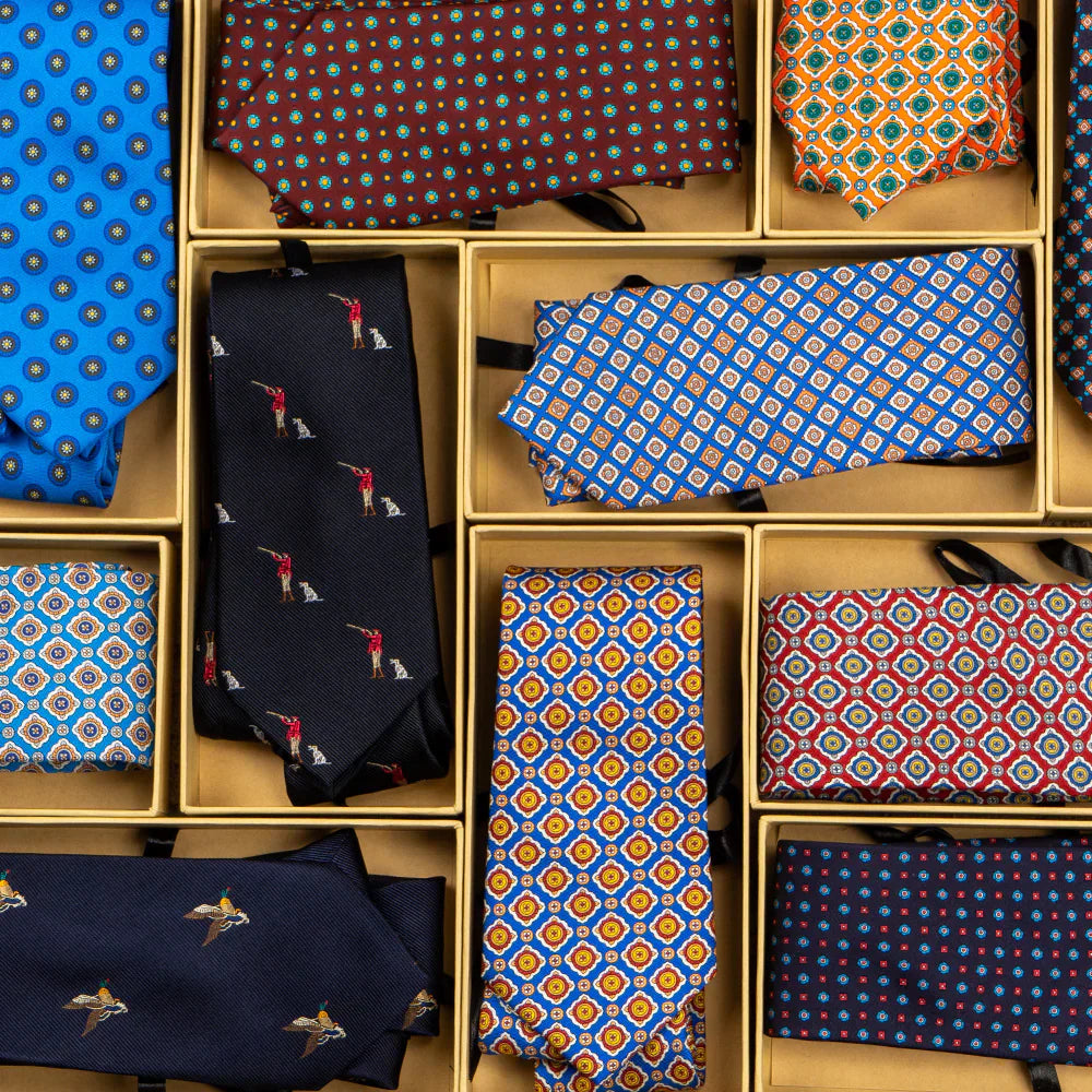 How to Coordinate Your Outfit with Ties and Cufflinks