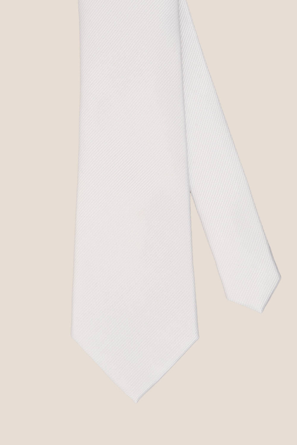 White Ribbed tie Oswin Hyde