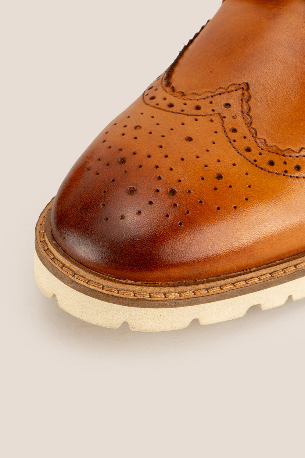 Wide fitting hot sale brogues mens