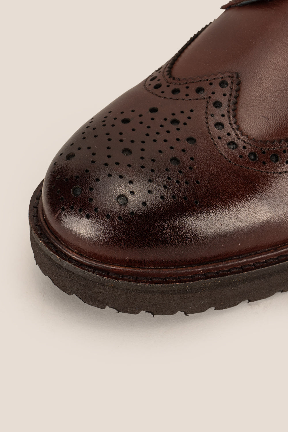 Frye fashion brogue