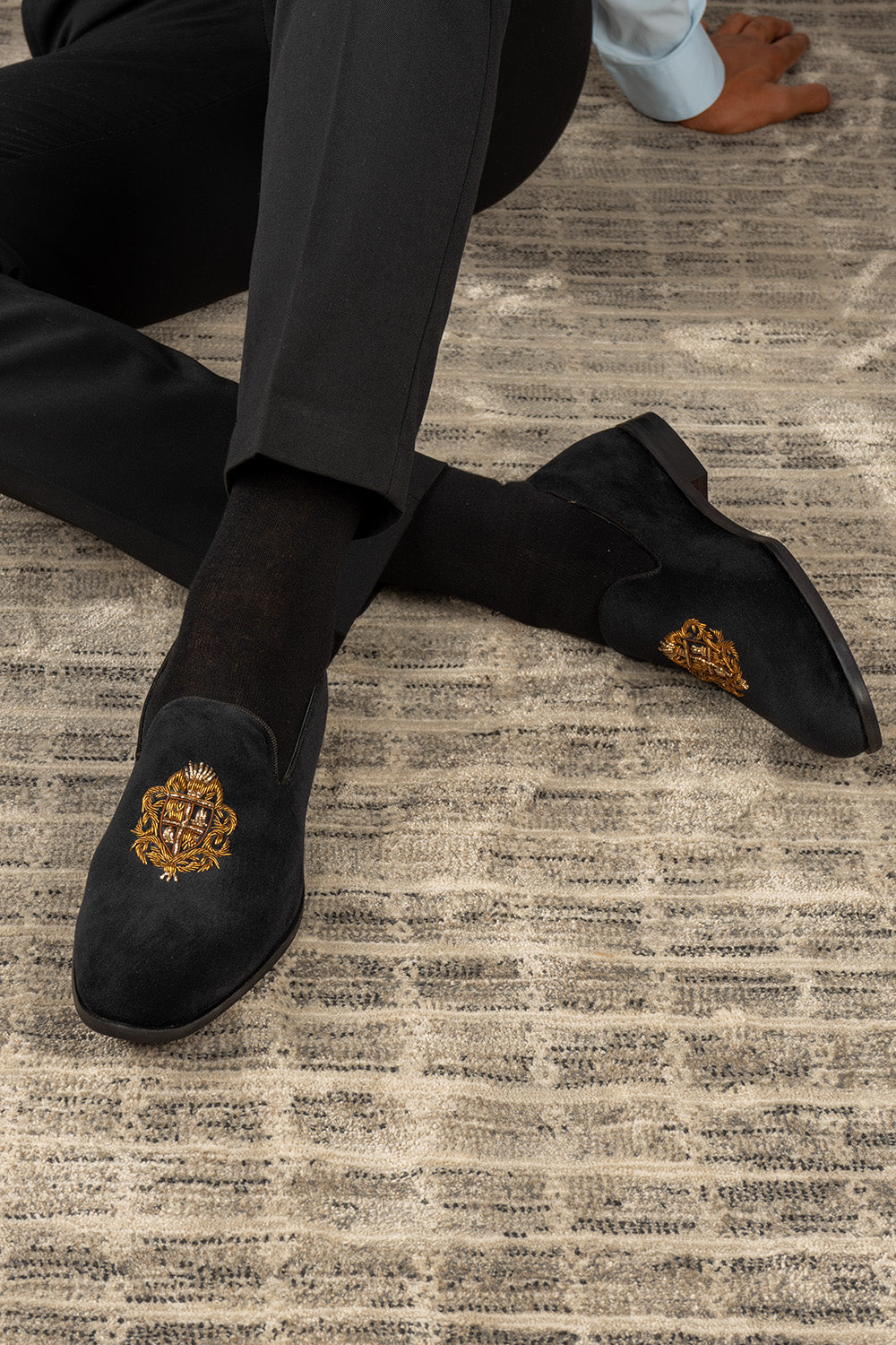 Velvet embroidered loafers shops