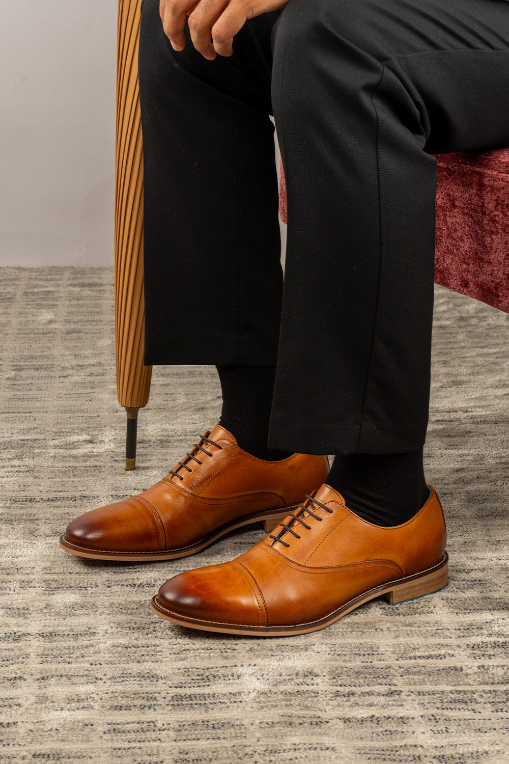 Oswin Hyde Tan Leather Toecap Oxford shoe